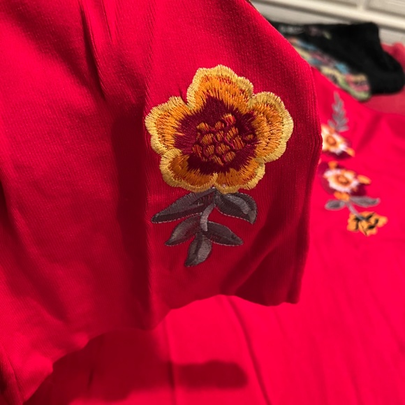 Top - Picture 3 of 4